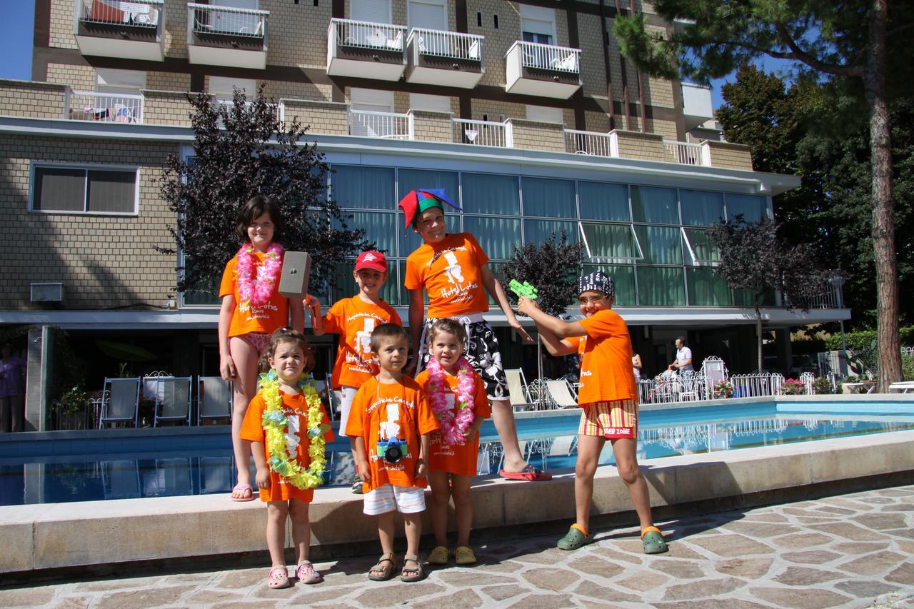 Lotus Hotel All Inclusive & Spiaggia Rimini Ngoại thất bức ảnh